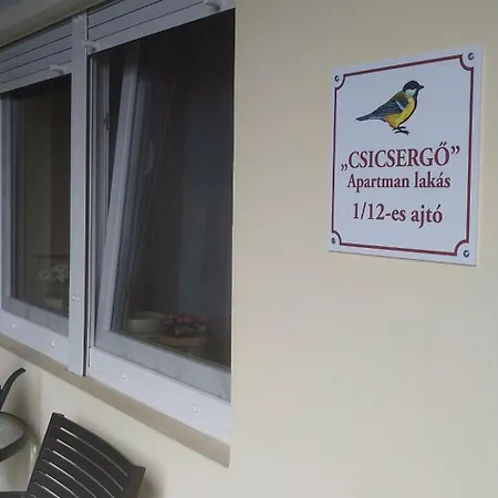 Csicsergo Apartman Lakas 아파트 *