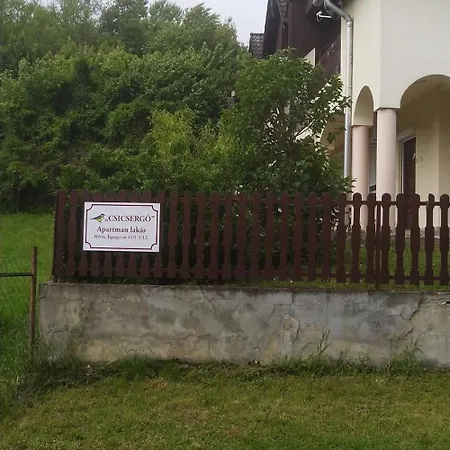 Csicsergo Apartman Lakas 아파트 *