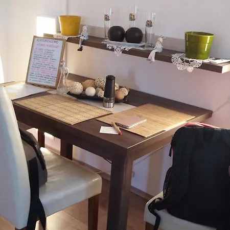Csicsergo Apartman Lakas 아파트 Hévíz